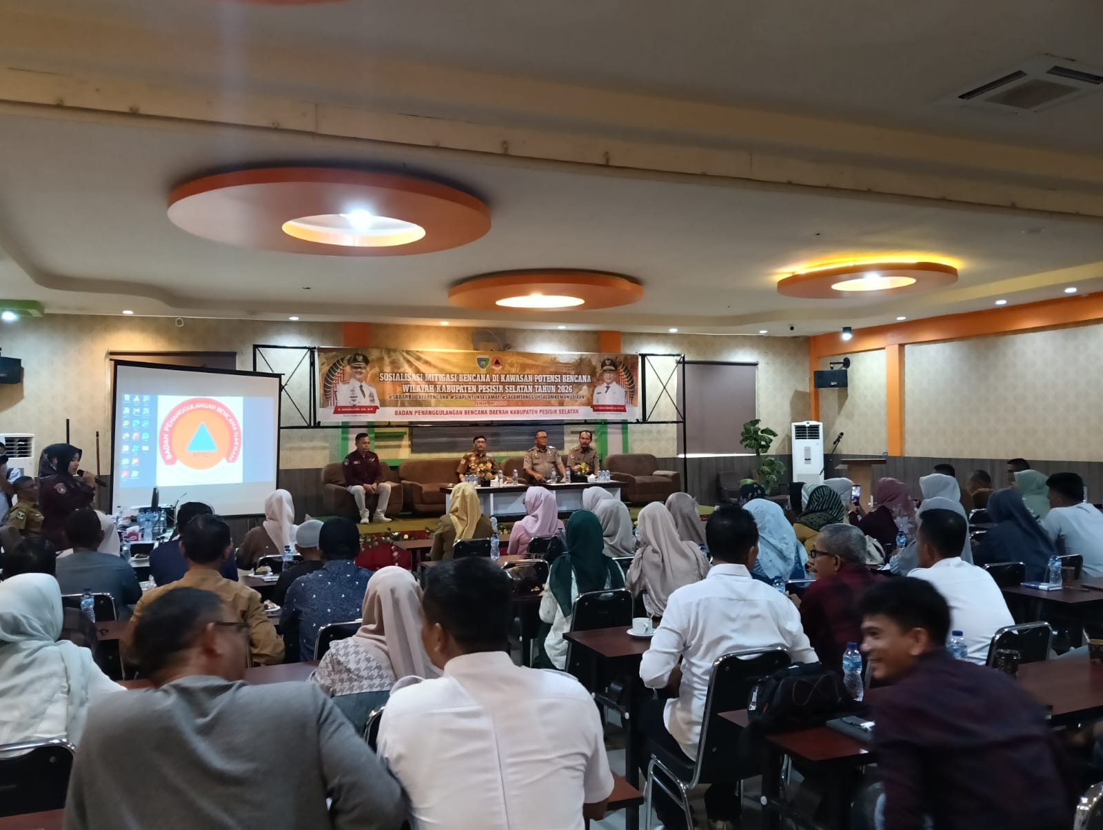 Mitigasi Bencana Bagi Masyarakat di Kawasan Ancaman Berpotensi Bencana