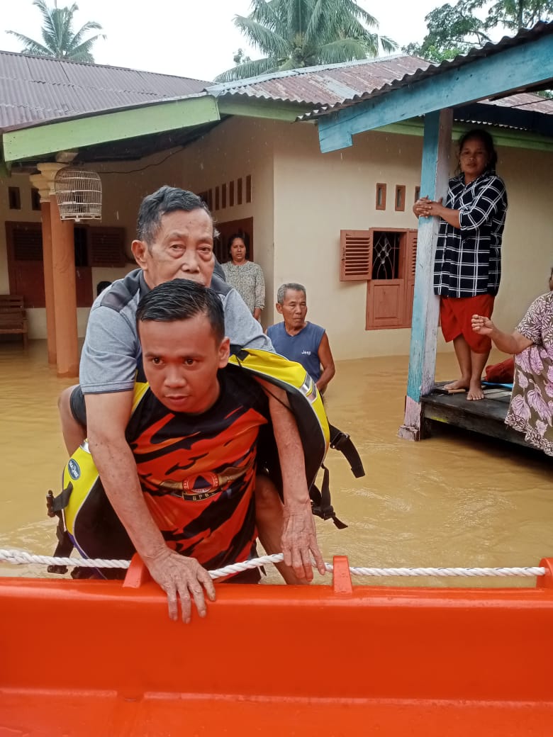 BPBD Kabupaten Pesisir Selatan bergerak cepat melakukan evakuasi warga di Nagari Gurun Panjang