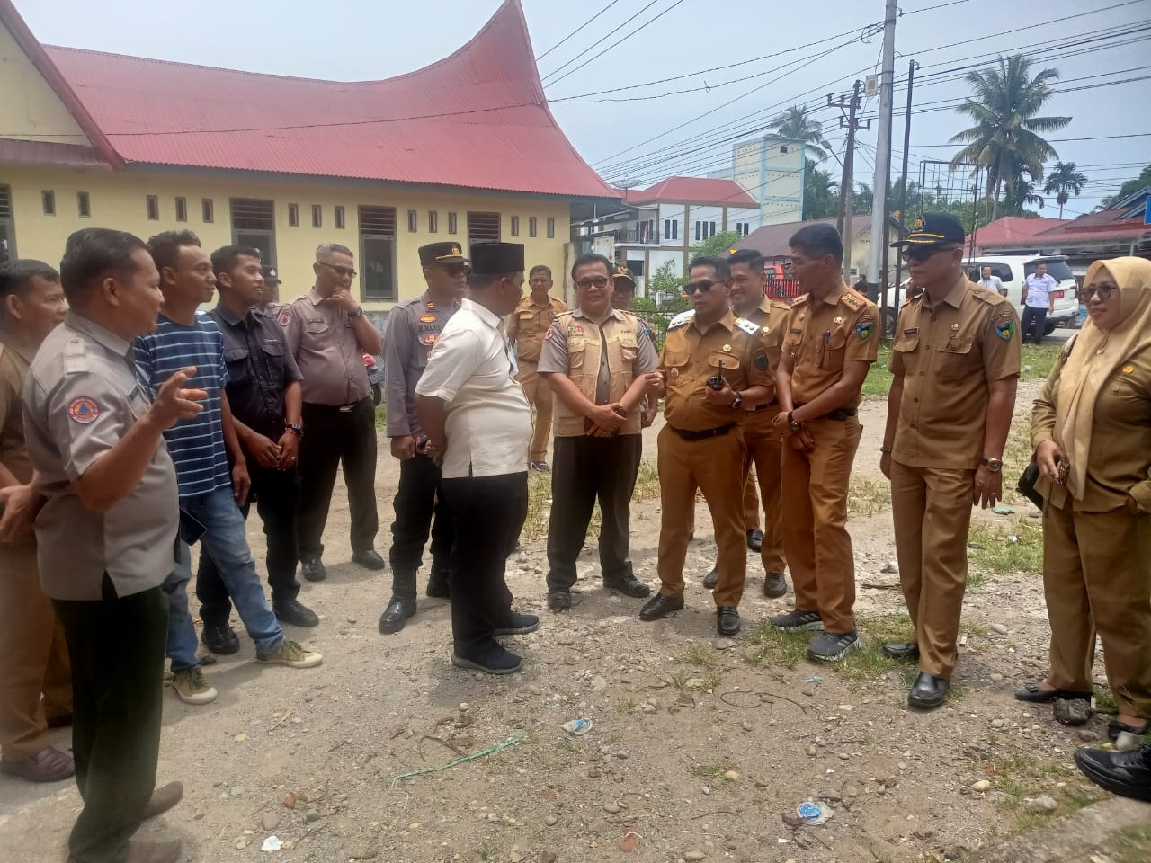 Pemasangan EWS SIRENE GEMPA TSUNAMI yang di danai dari word bank
