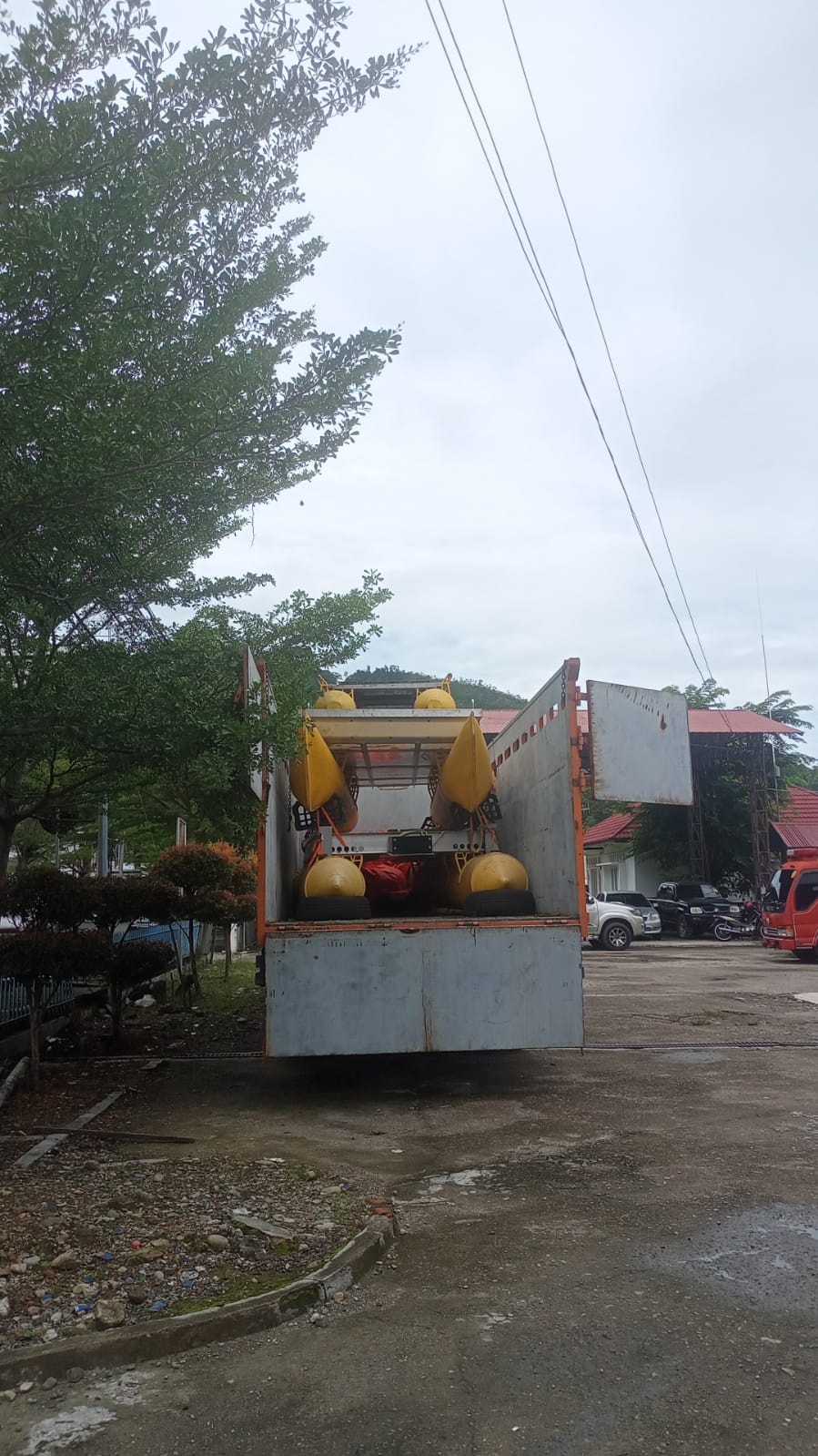 Bantuan BNPB Perahu polyethylene untuk mendukung penanganan darurat bencana