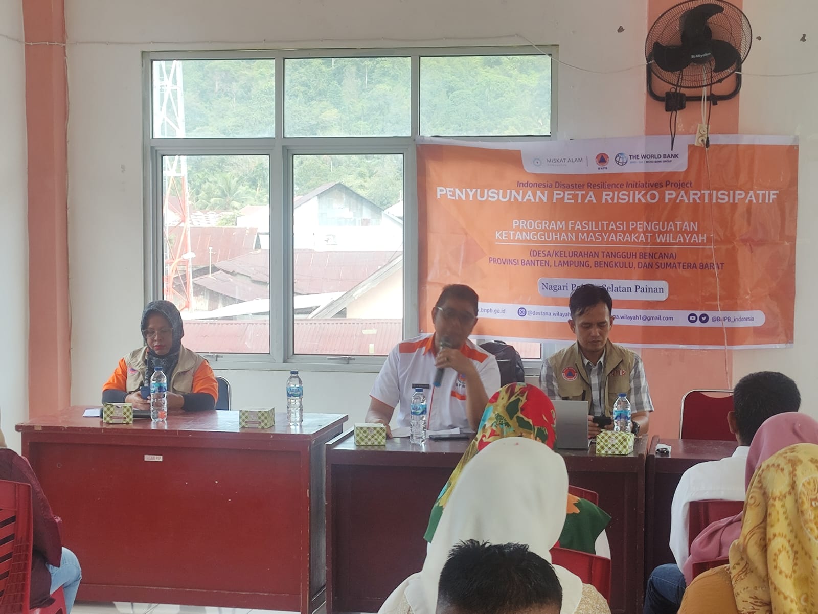Penyusunan peta risiko partisipatif  Destana di nagari painan selatan
