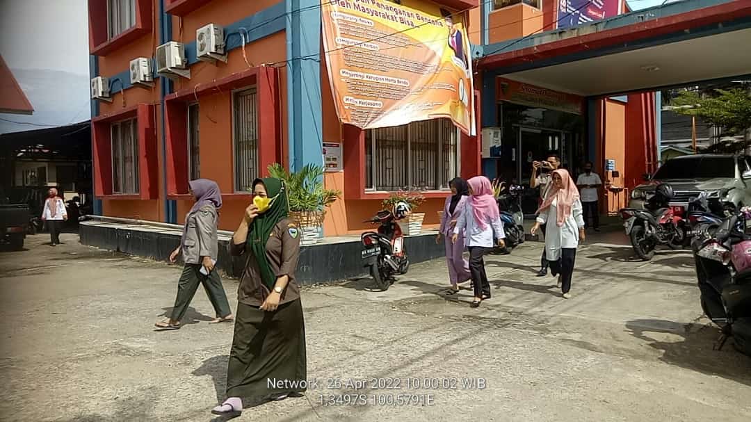 BPBD PESSEl Melakukan Simulasi kebencanaan di hari Kesiapsiagaan bencana yang jatuh pada hari selasa